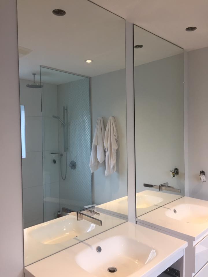 Miroir de salle de bain : dimension sur mesure